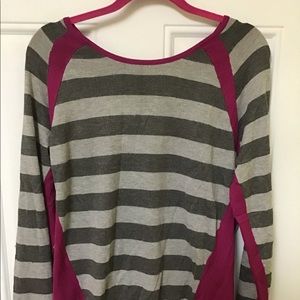 New Directions XL Long sleeve sweater.